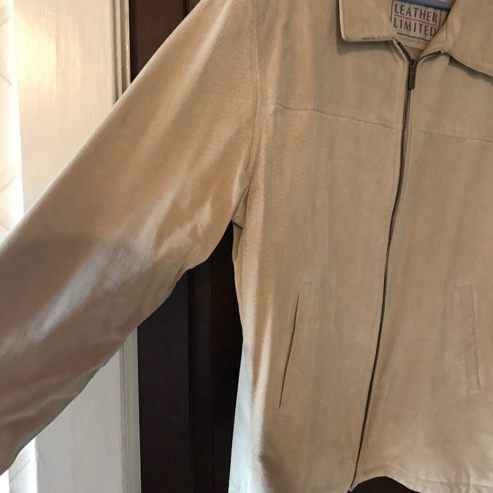 Vintage Light Tan Men’s Leather Jacket - Picture 7 of 8